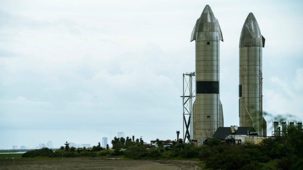 Obrovská raketa od Blue Origin zlyhala. Jej časť sa rúti späť na Zem